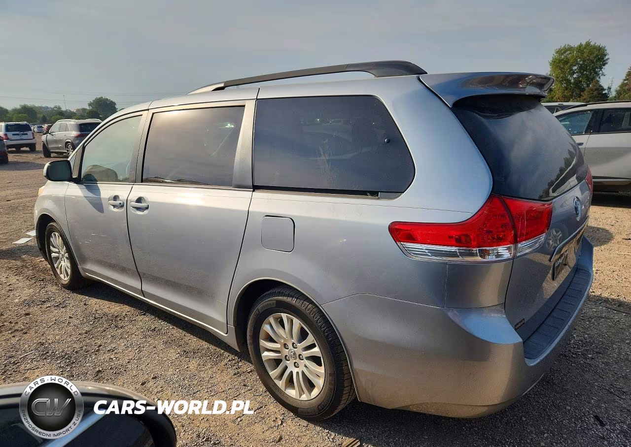 2014 Toyota Sienna Xle 8-Passenger VIN:5TDYK3DC9ES513724 - 2