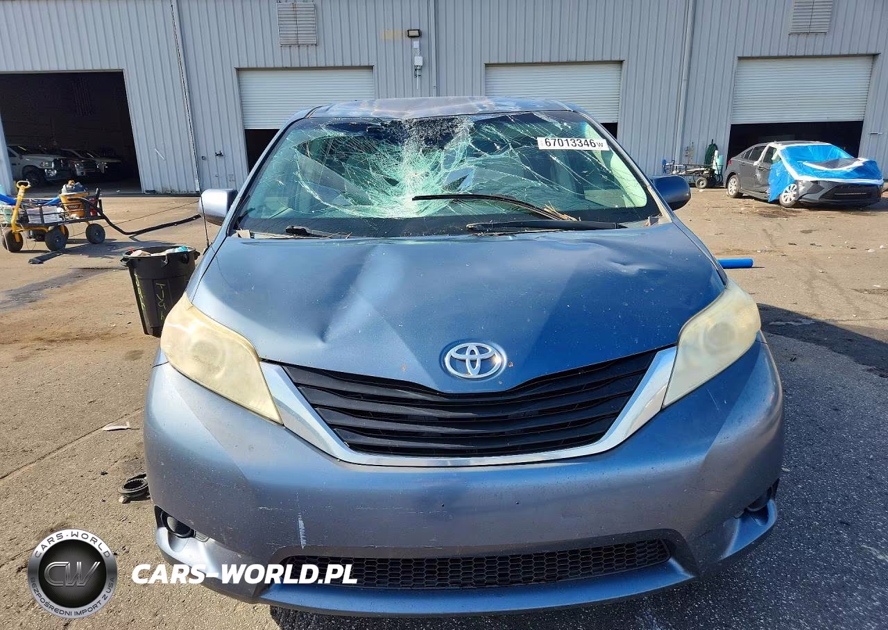 2014 Toyota Sienna Le VIN:5TDKK3DCXES420510 - 5