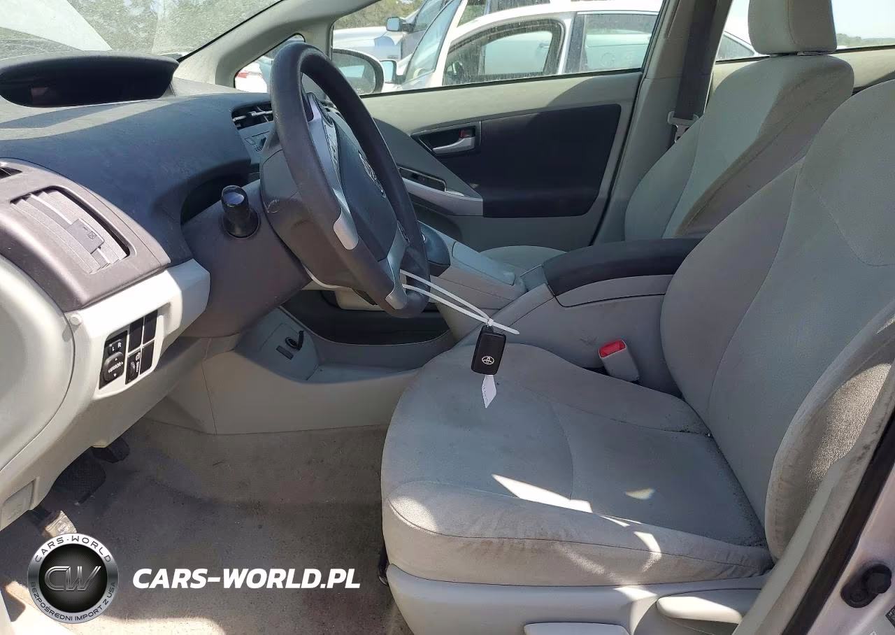 2011 Toyota Prius Three VIN:JTDKN3DU5B5373016 - 7