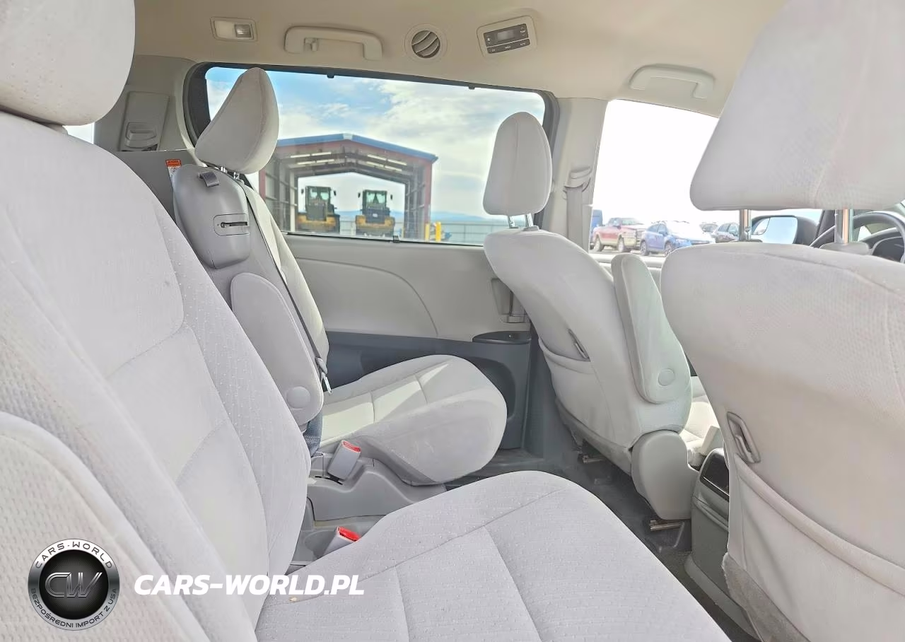 2016 Toyota Sienna Le VIN:5TDKK3DC8GS740539 - 11
