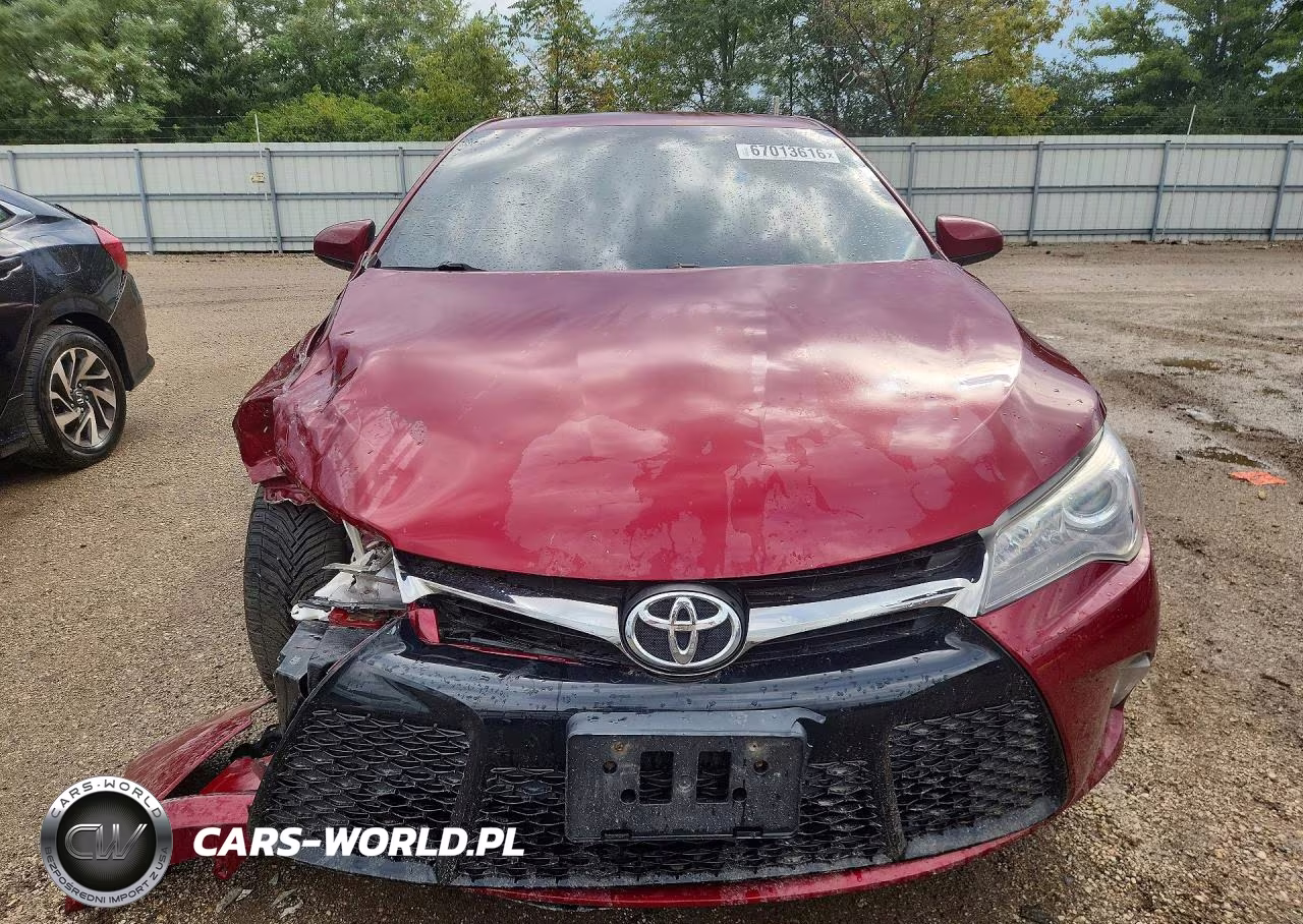 2015 Toyota Camry Se VIN:4T1BF1FK9FU887052 - 5