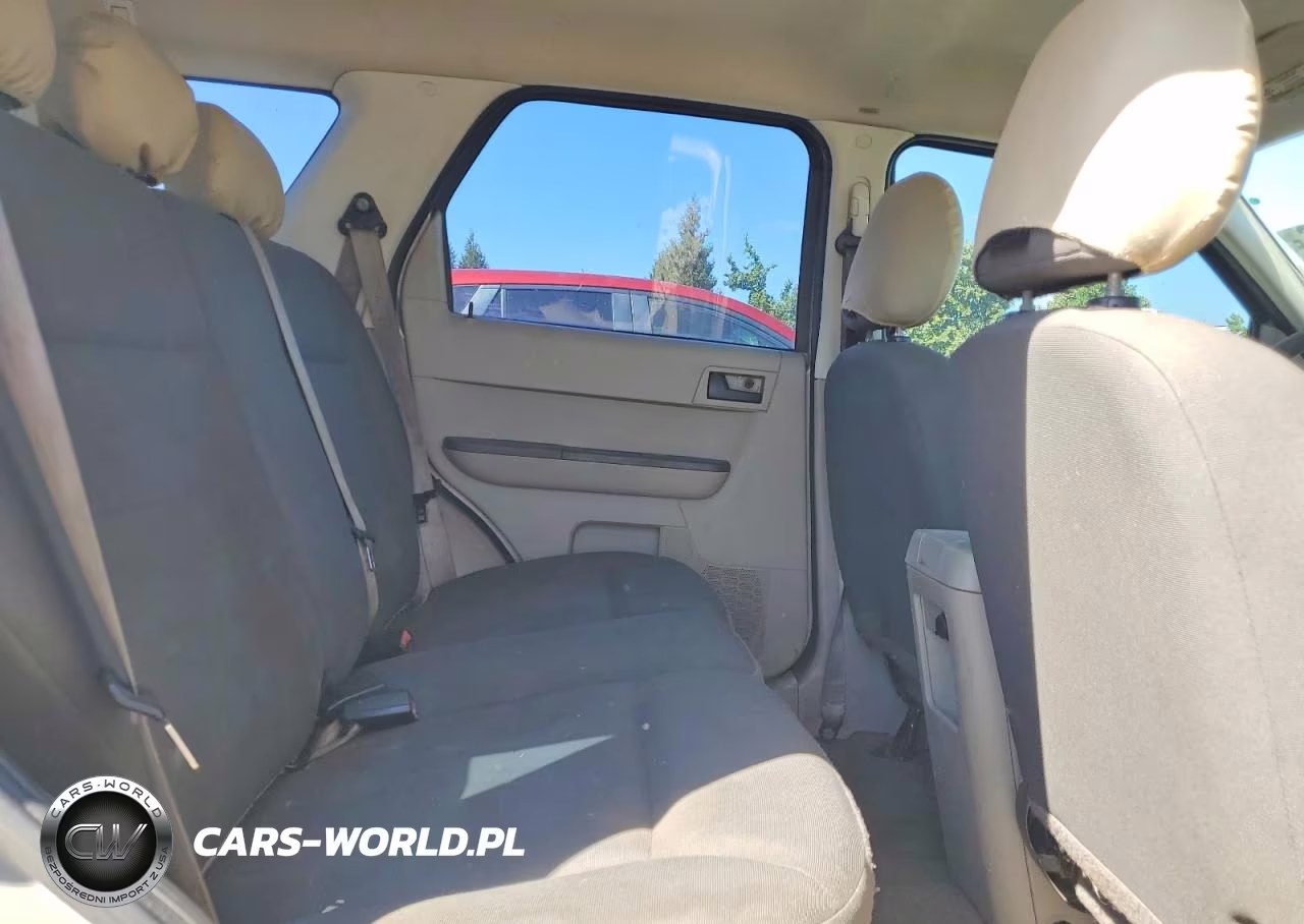 2008 Ford Escape Xls VIN:1FMCU02Z38KB00733 - 11