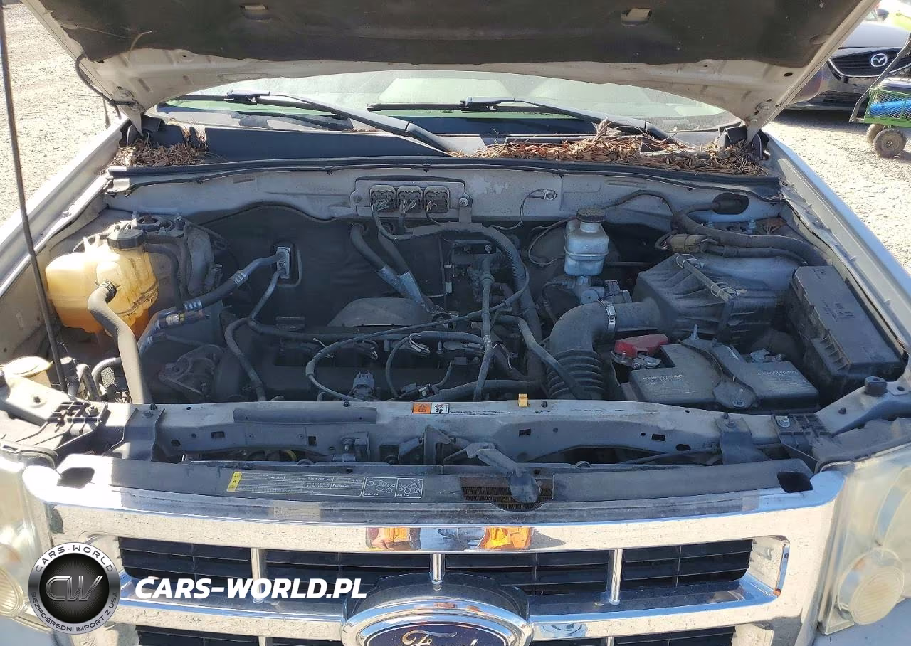 2008 Ford Escape Xls VIN:1FMCU02Z38KB00733 - 12