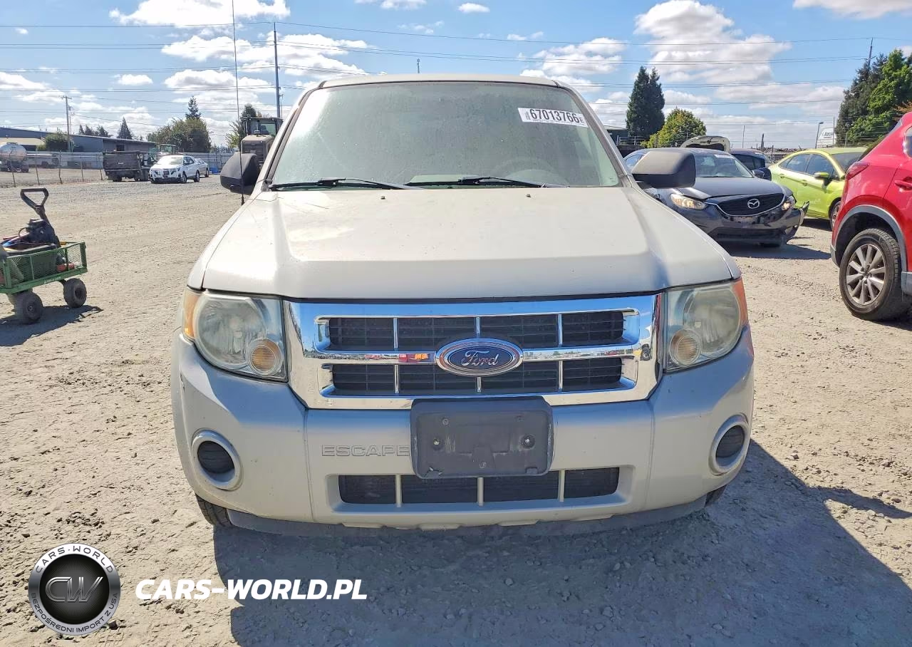 2008 Ford Escape Xls VIN:1FMCU02Z38KB00733 - 5