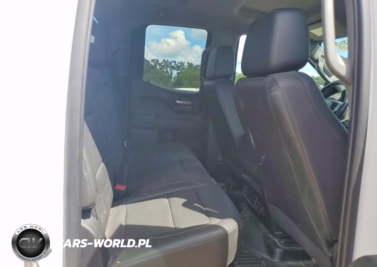 2023 Chevrolet Silverado C1500 VIN:1GCRAAED7PZ141918 - 10