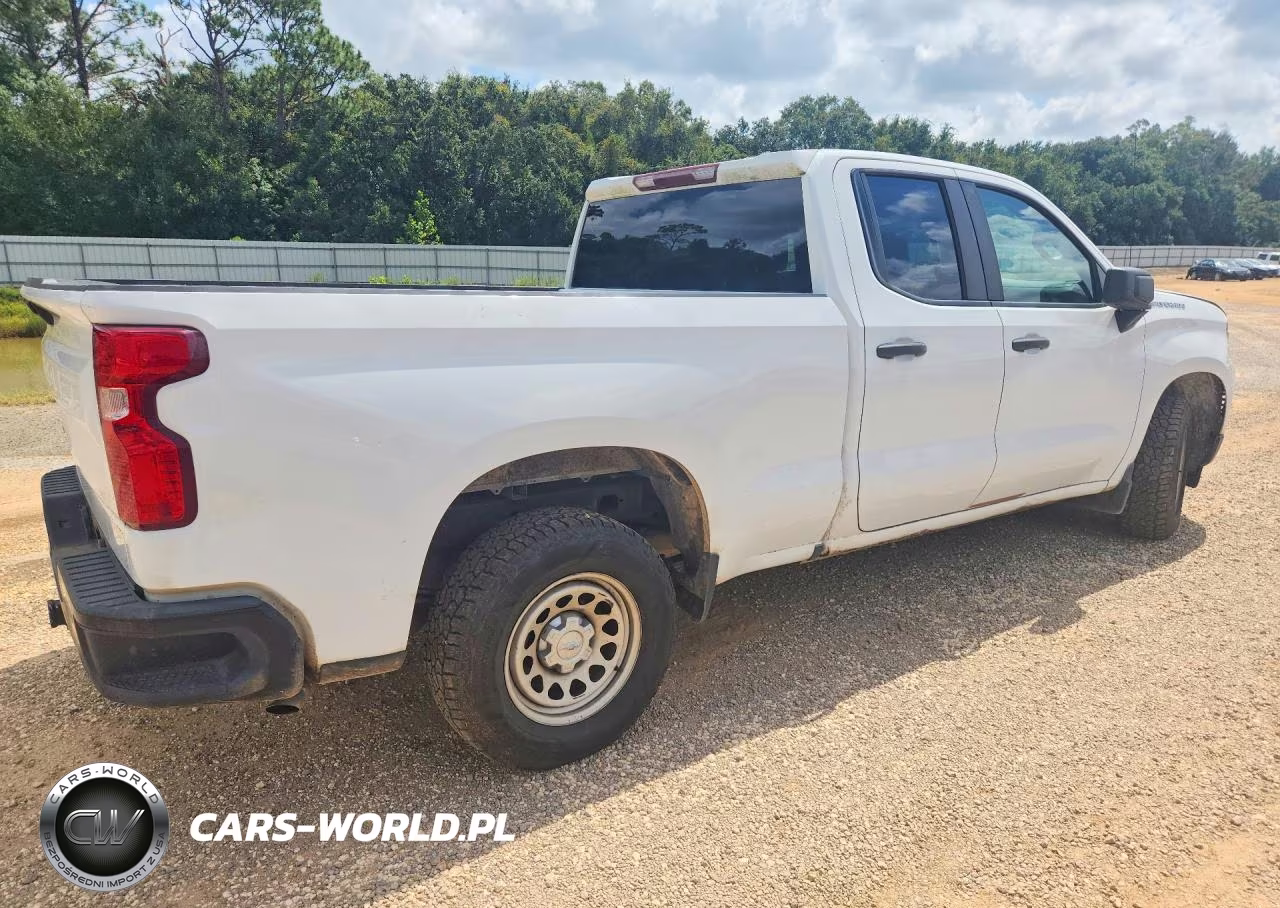 2023 Chevrolet Silverado C1500 VIN:1GCRAAED7PZ141918 - 3