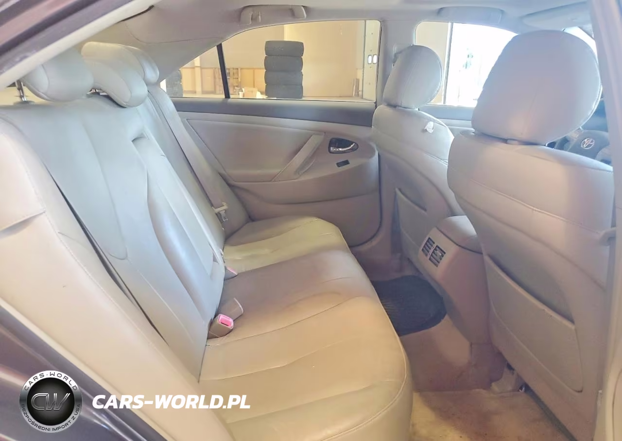 2007 Toyota Camry Hybrid VIN:JTNBB46K473033624 - 10