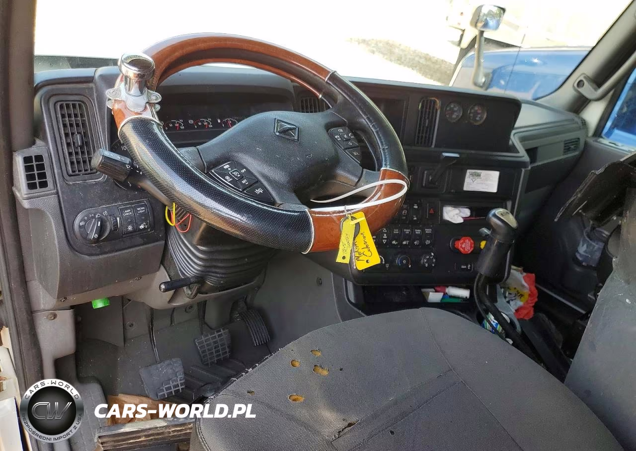 2018 International Lt625 Semi Truck VIN:3HSDZAPR4JN448971 - 8
