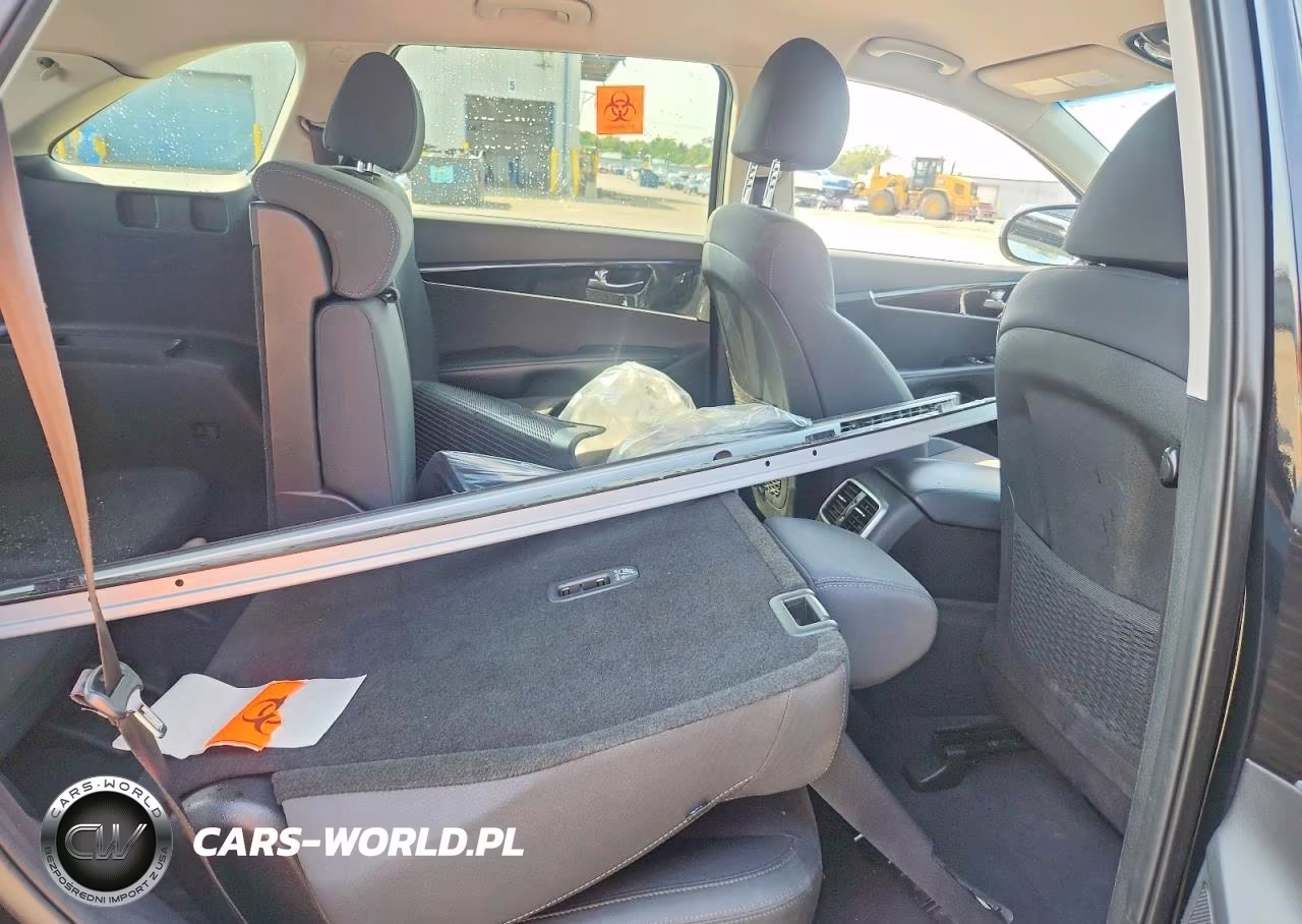 2019 Kia Sorento Lx VIN:5XYPGDA36KG591359 - 11