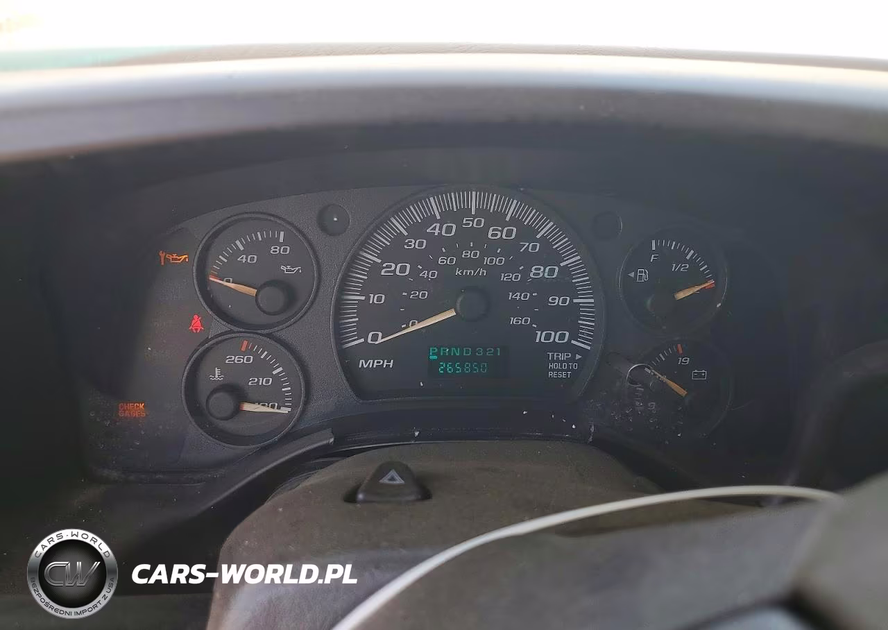 2007 Chev Express G2500 VIN:1GCGG25V271223770 - 9