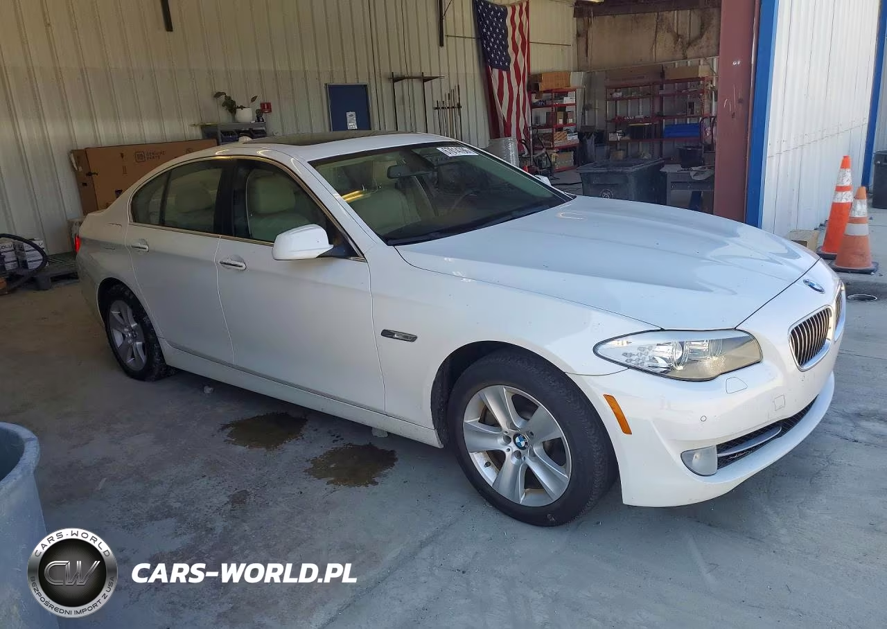 2012 BMW 528 I VIN:WBAXG5C52CDX04886 - 4