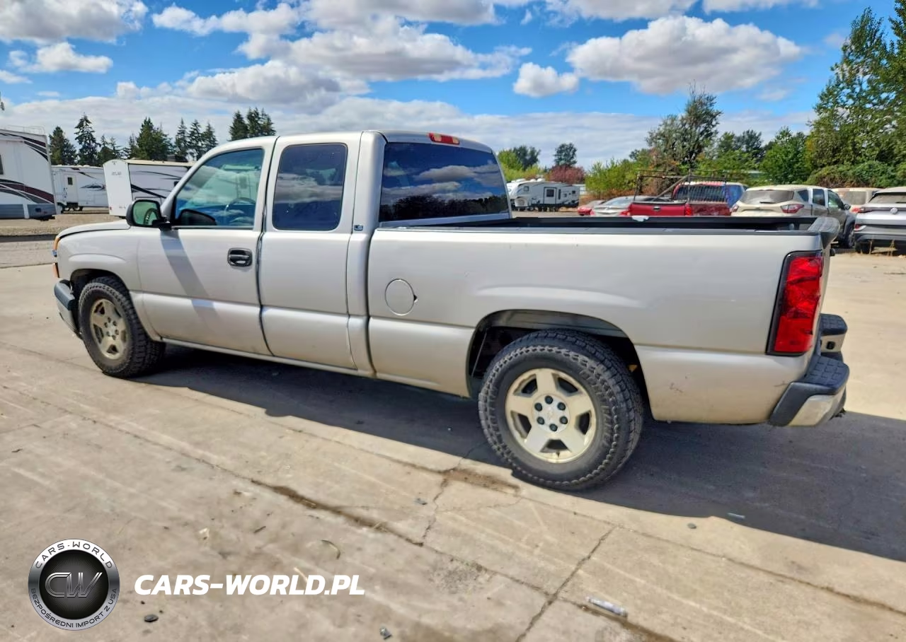 2005 Chevrolet Silverado C1500 VIN:2GCEC19V551320895 - 2