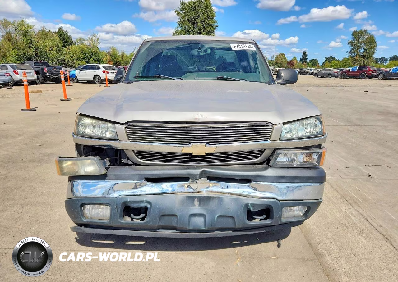 2005 Chevrolet Silverado C1500 VIN:2GCEC19V551320895 - 5