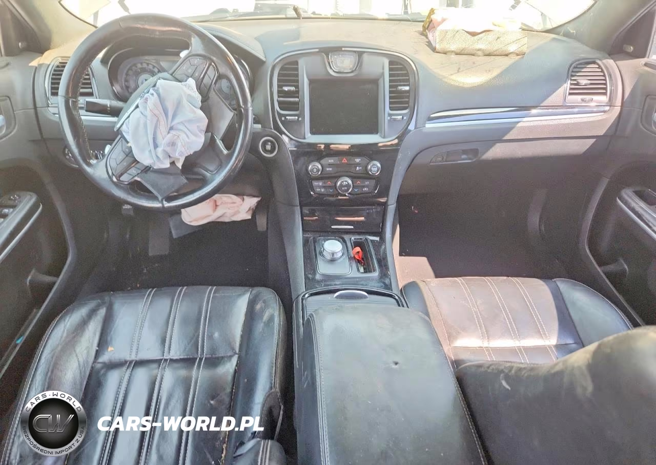 2019 Chrysler 300 S VIN:2C3CCABG2KH617939 - 8