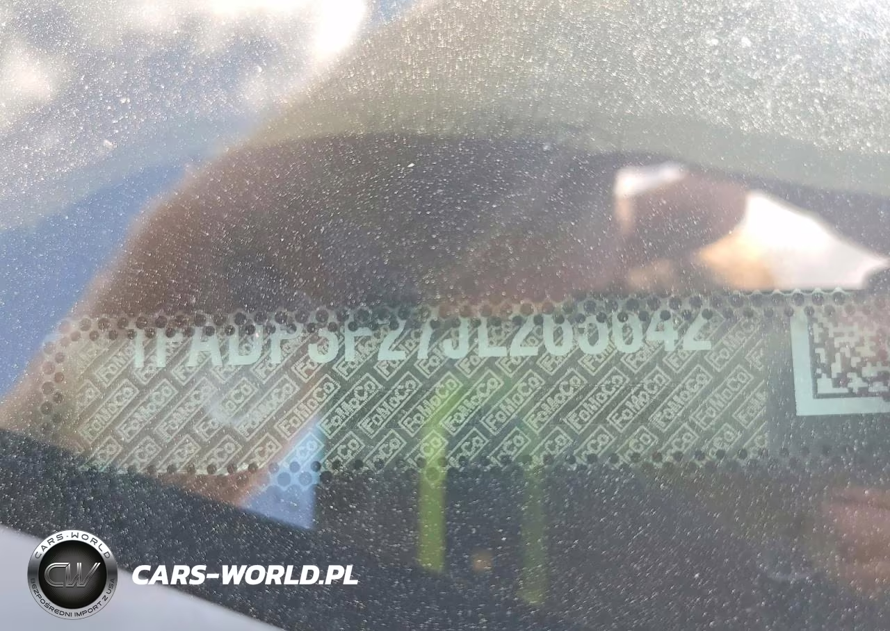 2018 Ford Focus Se VIN:1FADP3F27JL265642 - 12