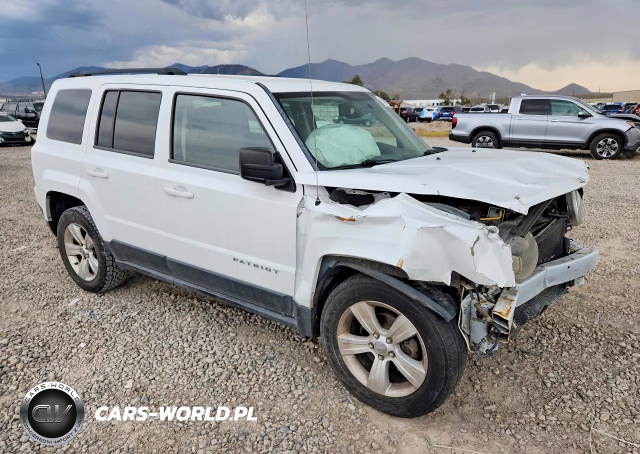 2015 Jeep Patriot Sport VIN:1C4NJRBBXFD202285 - 4