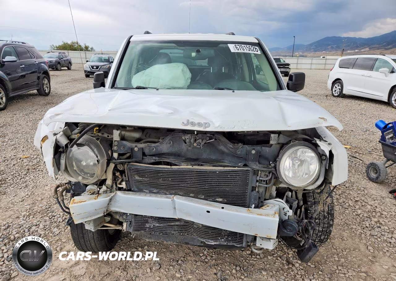 2015 Jeep Patriot Sport VIN:1C4NJRBBXFD202285 - 5