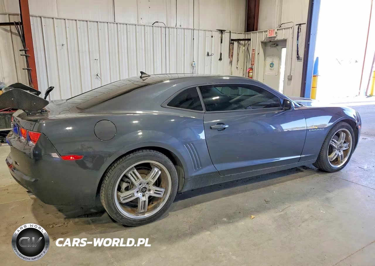 2011 Chevrolet Camaro Ls VIN:2G1FE1ED7B9182665 - 3