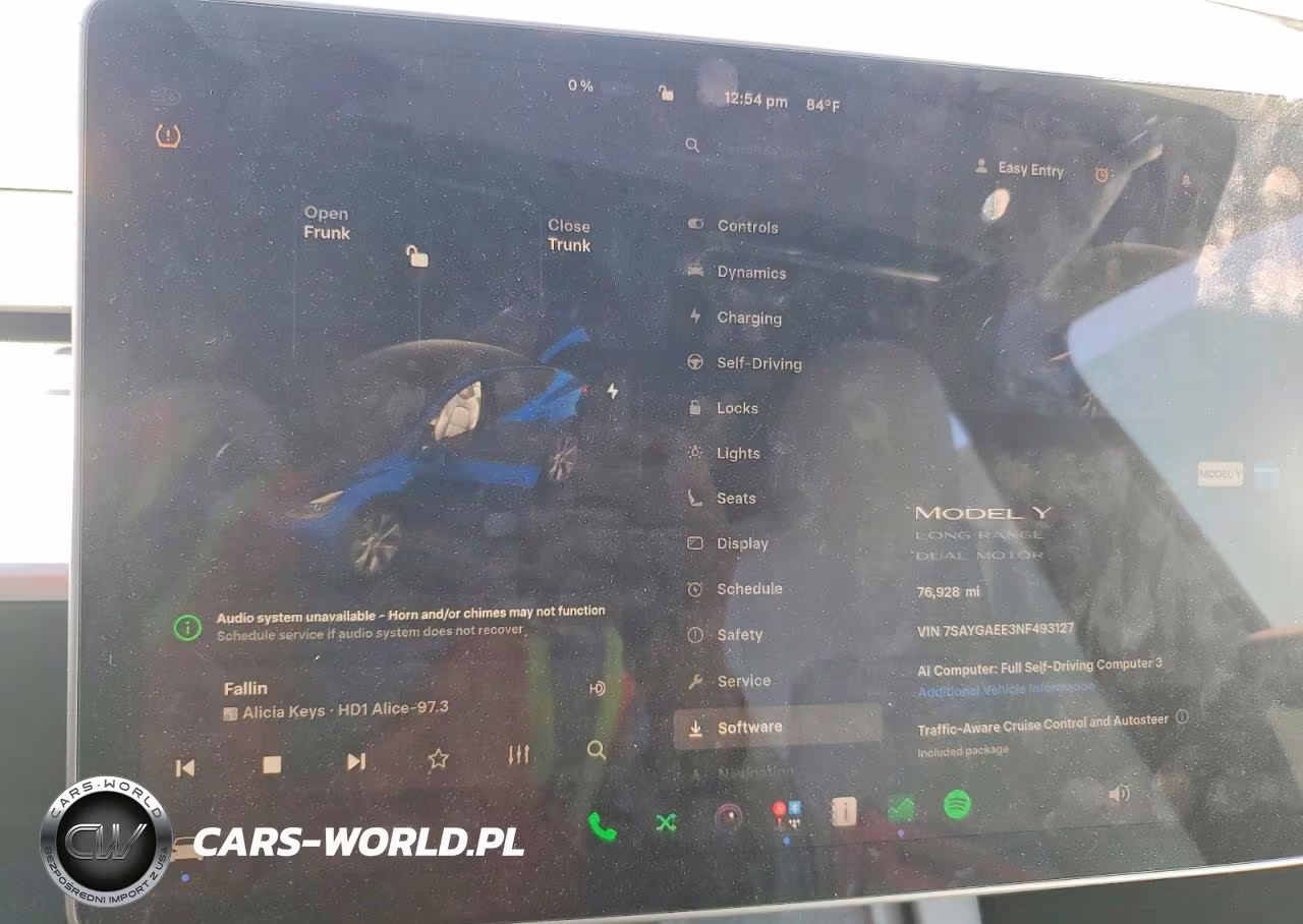 2022 Tesla Model Y VIN:7SAYGAEE3NF493127 - 9