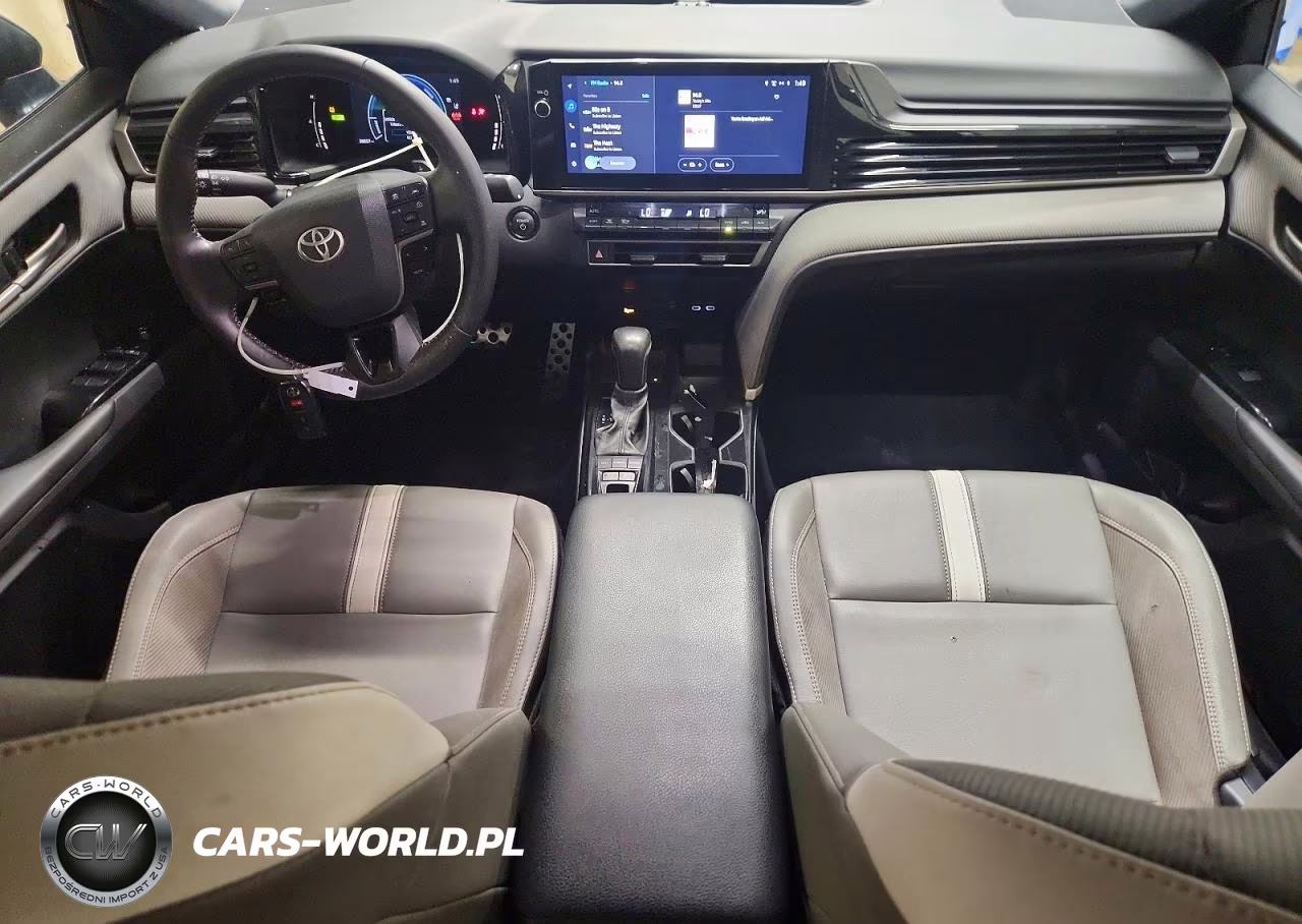2025 Toyota Camry Se VIN:4T1DAACKXSU128321 - 8