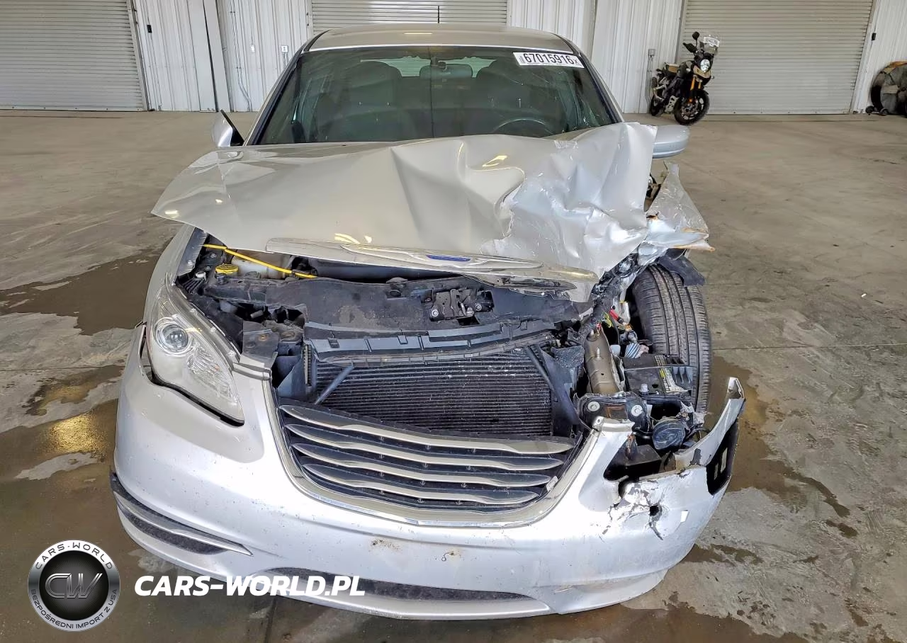 2012 Chrysler 200 Touring VIN:1C3CCBBB6CN101859 - 5