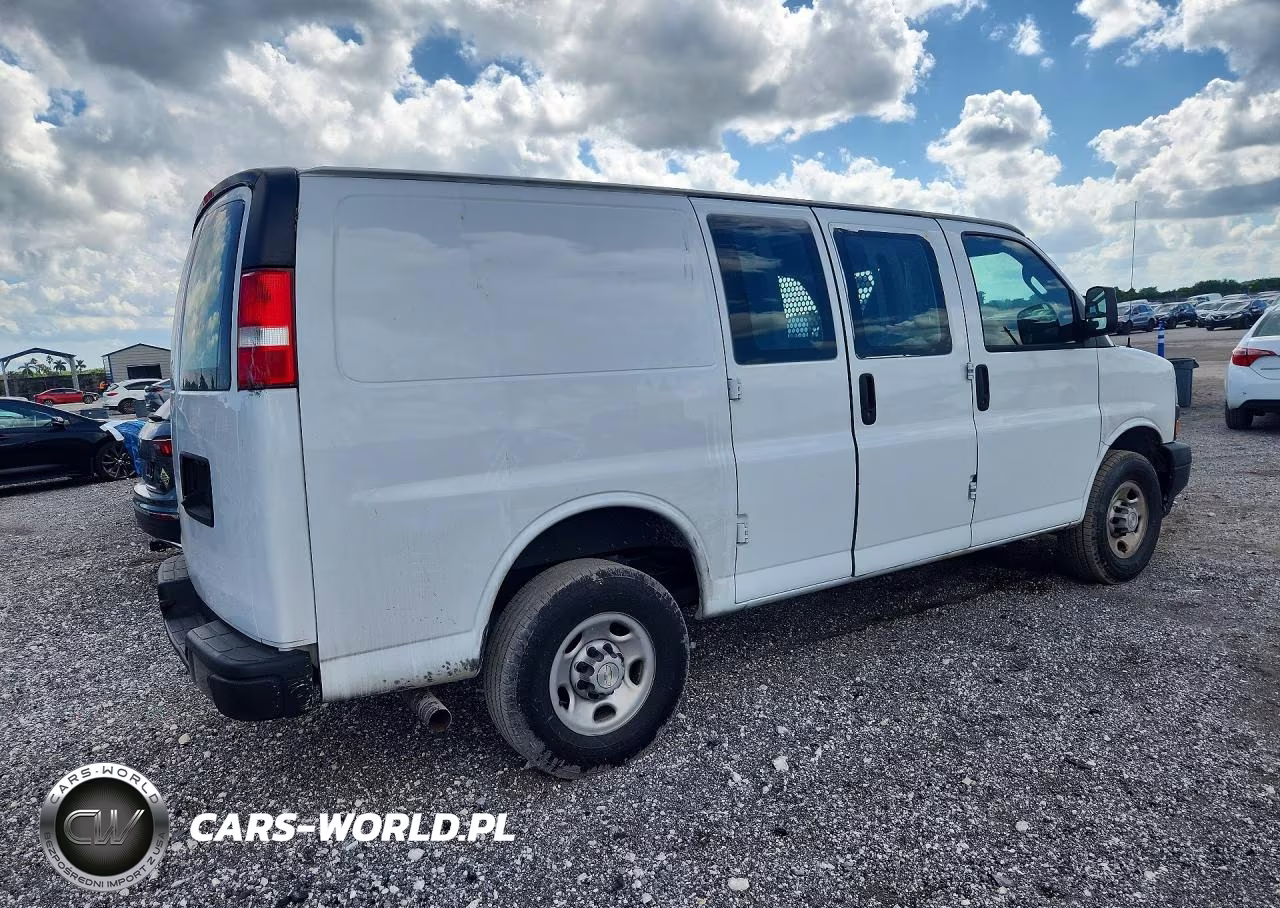 2022 Chevrolet Express 2500 Delivery Van VIN:1GCWGAFP3N1217849 - 3