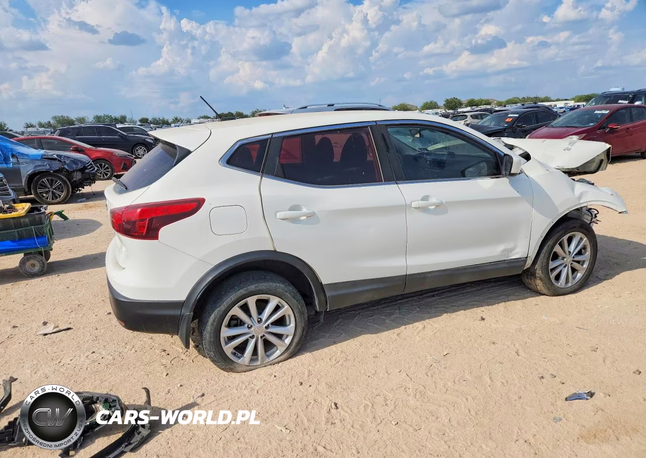 2017 Nissan Rogue Sport S VIN:JN1BJ1CP0HW030583 - 3