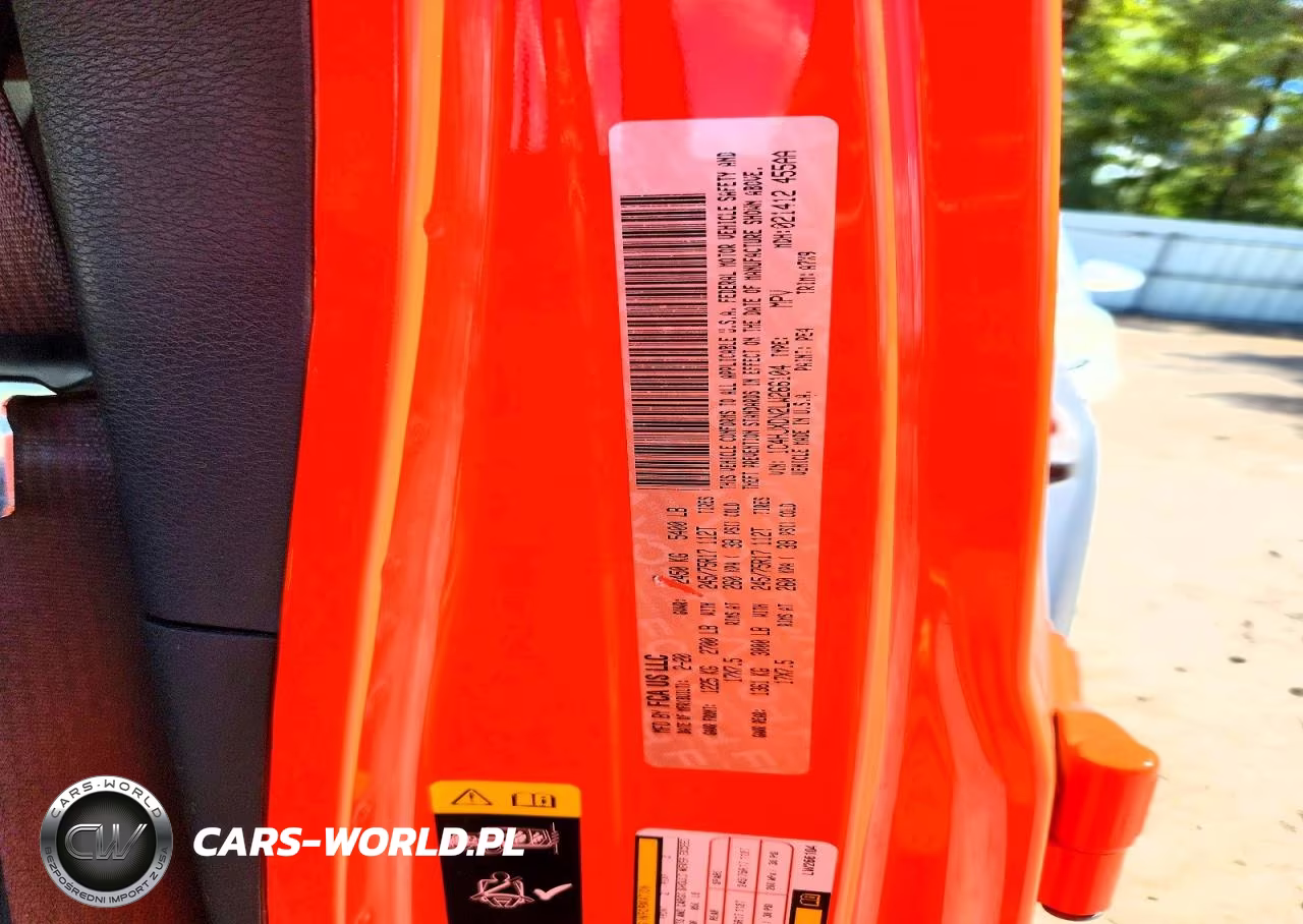 2020 Jeep Wrangler Unlimited Sport VIN:1C4HJXDN2LW266104 - 12