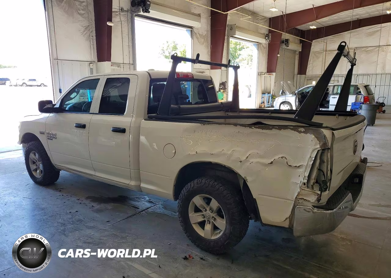 2019 Ram 1500 Classic Tradesman VIN:1C6RR7FT1KS590974 - 2