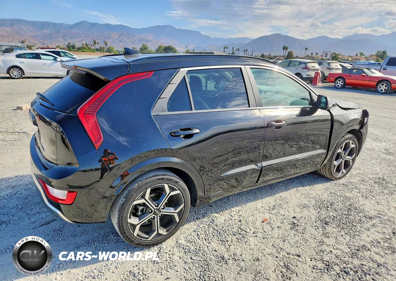 2024 Kia Niro Ex VIN:KNDCR3LE3R5132438 - 3