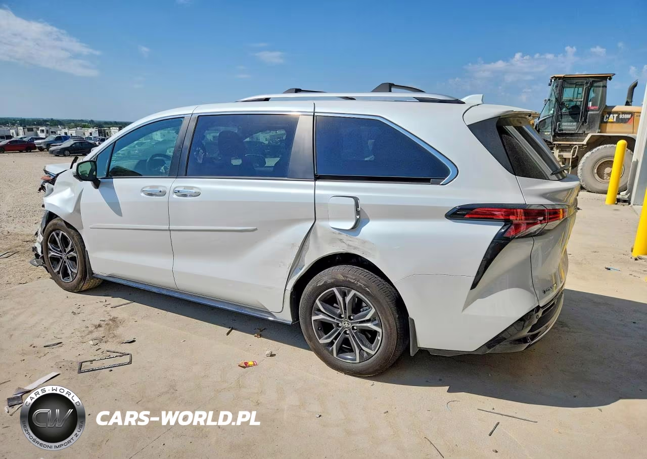 2026 Toyota Sienna Platinum 7-Passenger VIN:5TDESKFC5TS250588 - 2
