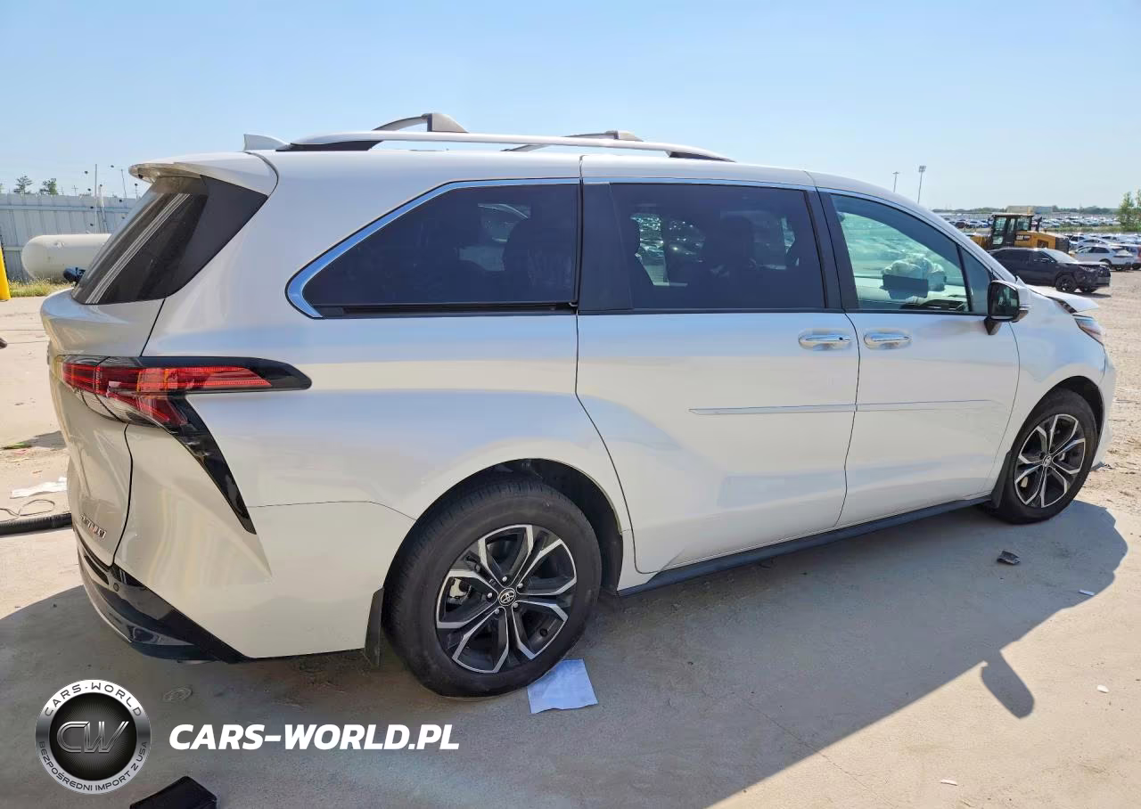2026 Toyota Sienna Platinum 7-Passenger VIN:5TDESKFC5TS250588 - 3