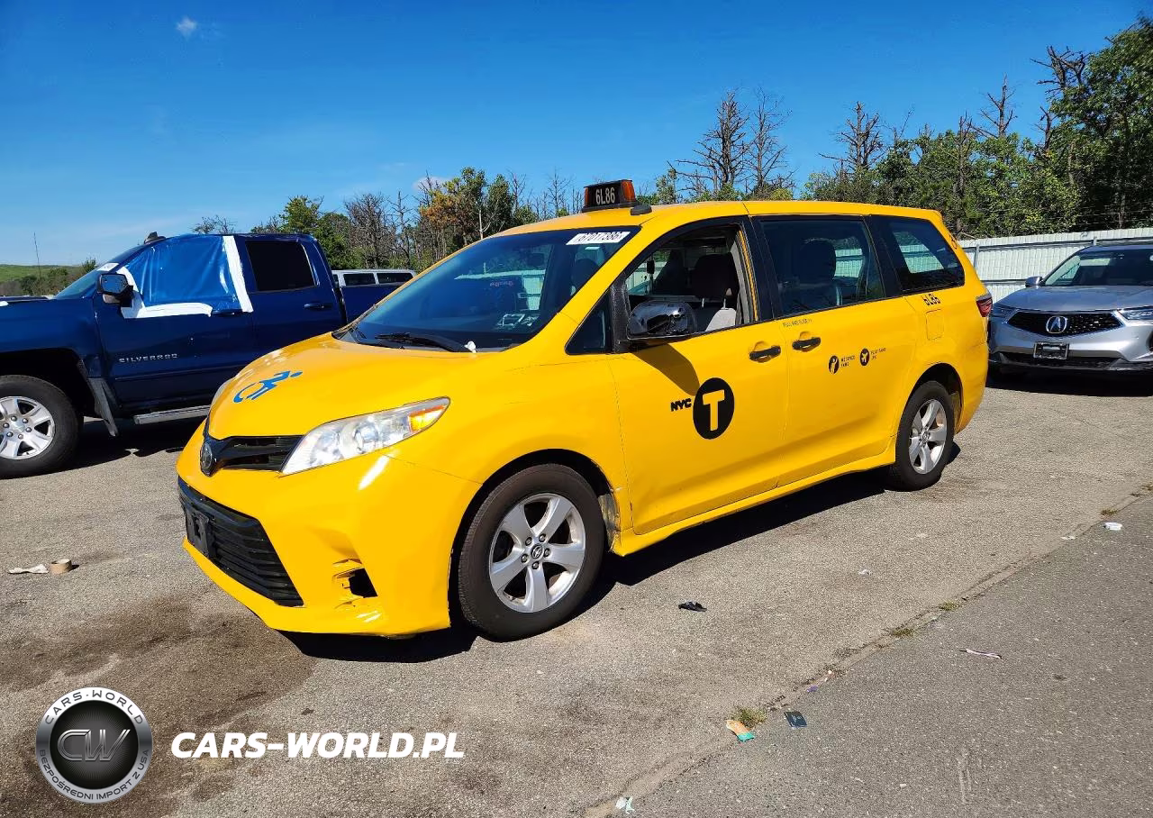 2018 Toyota Sienna L