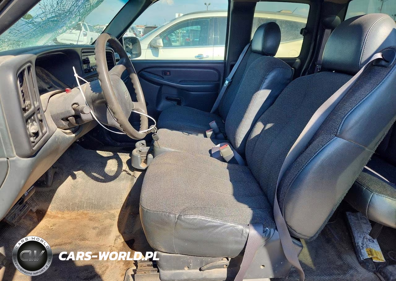 2001 Chevrolet Silverado C1500 VIN:2GCEC19W411341143 - 7