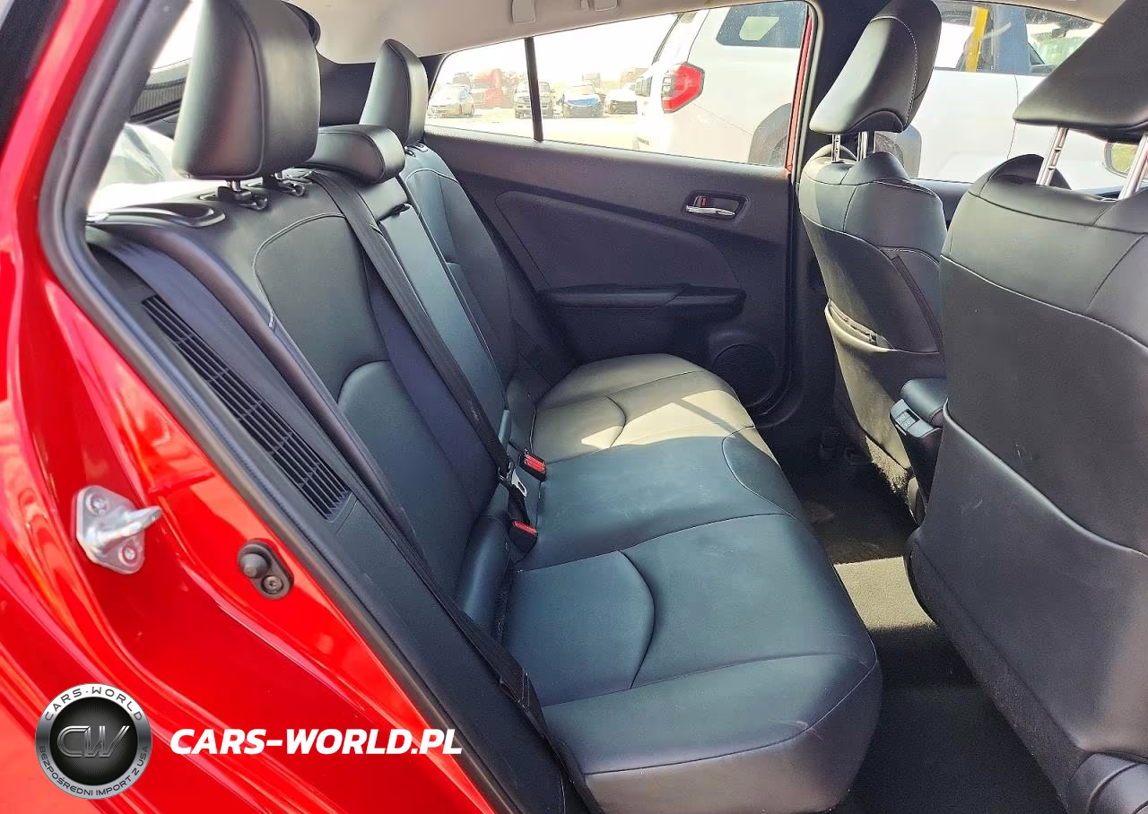 2021 Toyota Prius Prime Xle VIN:JTDKAMFP6M3191168 - 10
