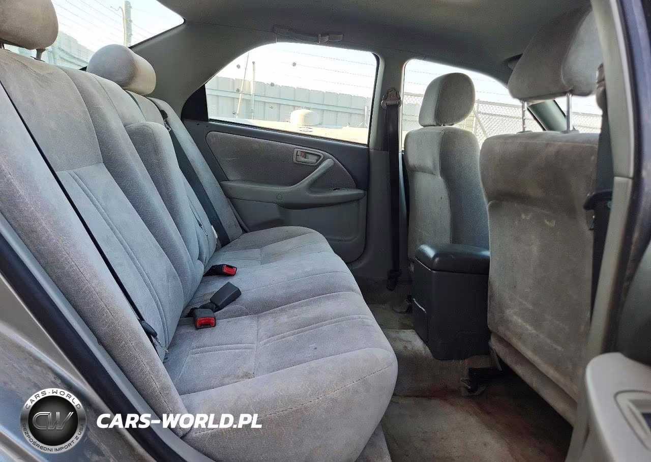 1999 Toyota Camry Le VIN:JT2BG22K9X0312142 - 10