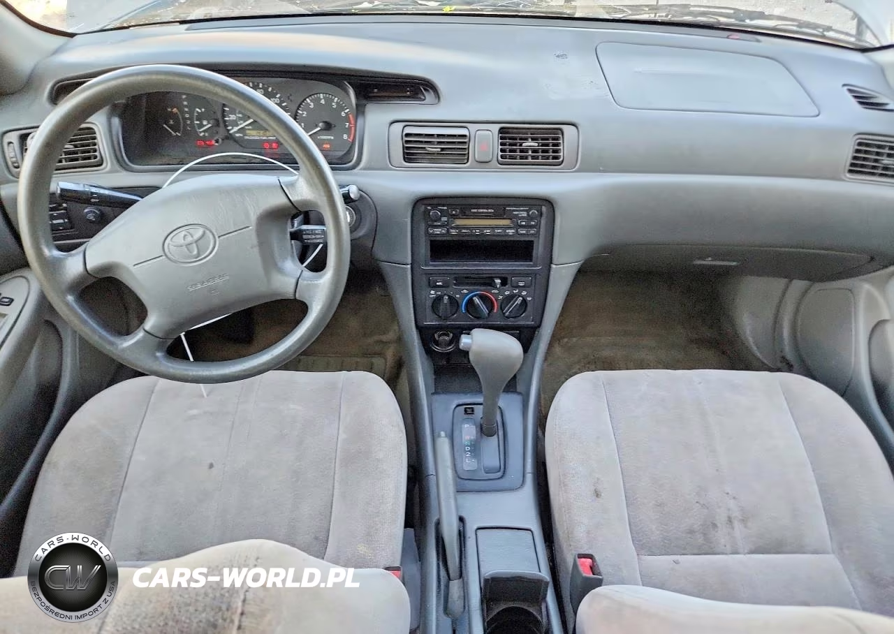 1999 Toyota Camry Le VIN:JT2BG22K9X0312142 - 8