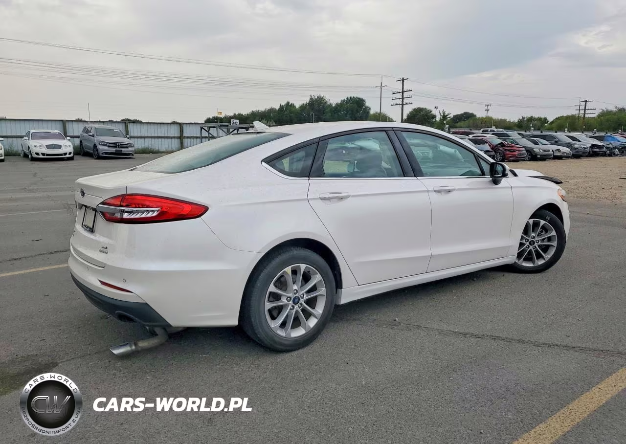 2019 Ford Fusion Se VIN:3FA6P0HDXKR177497 - 3