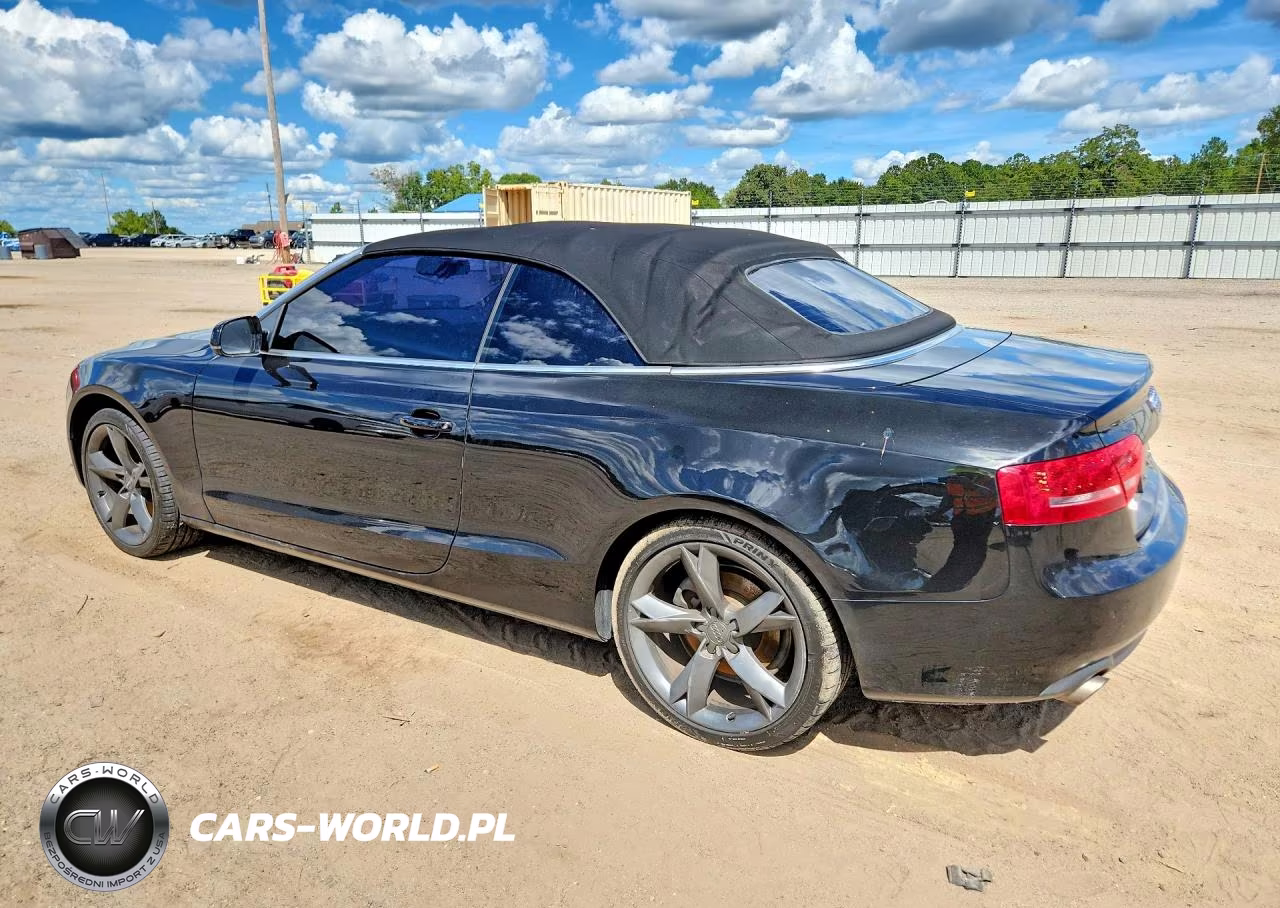 2011 Audi A5 Premium Plus VIN:WAULFAFH8BN004850 - 2