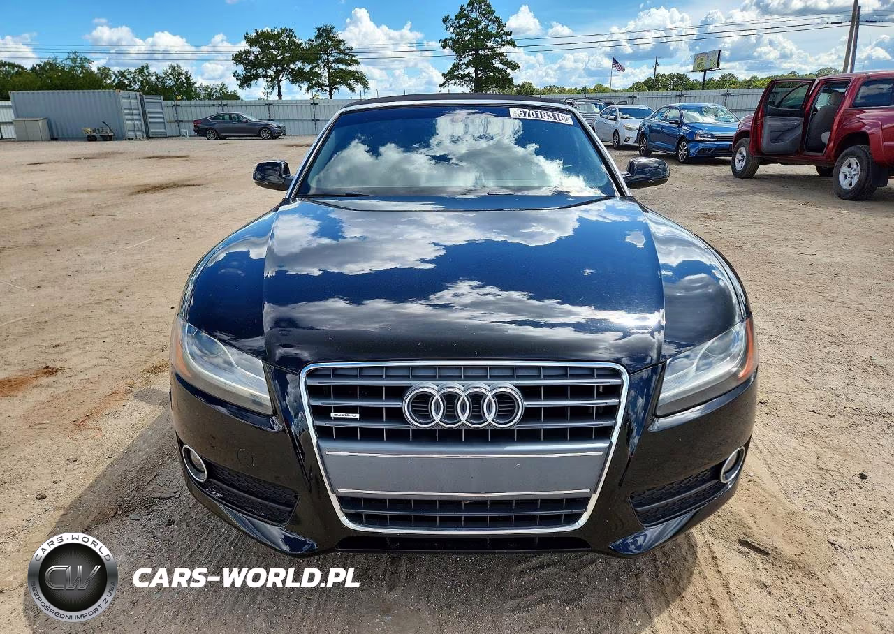 2011 Audi A5 Premium Plus VIN:WAULFAFH8BN004850 - 5
