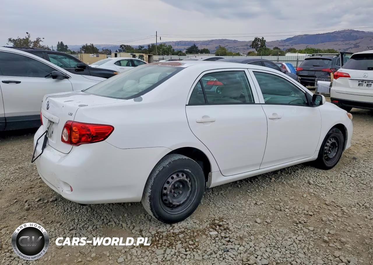 2010 Toyota Corolla Le VIN:JTDBU4EE3AJ078289 - 3