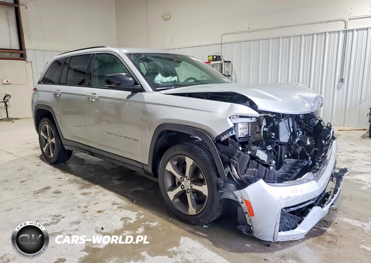 2026 Jeep Grand Cherokee Limited VIN:1C4RJHBR7TC193426 - 4
