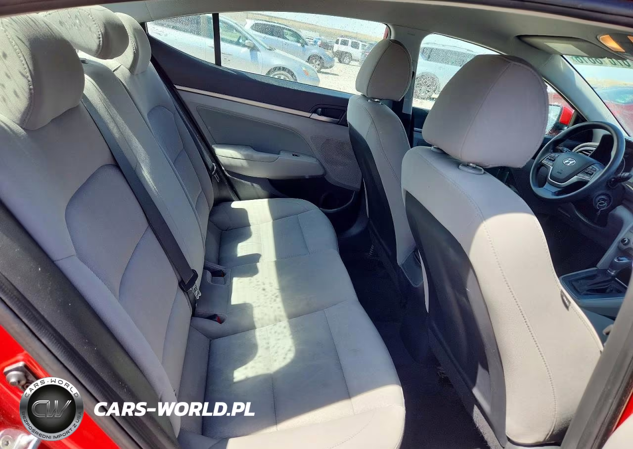 2018 Hyundai Elantra Sel VIN:5NPD84LF2JH300886 - 10
