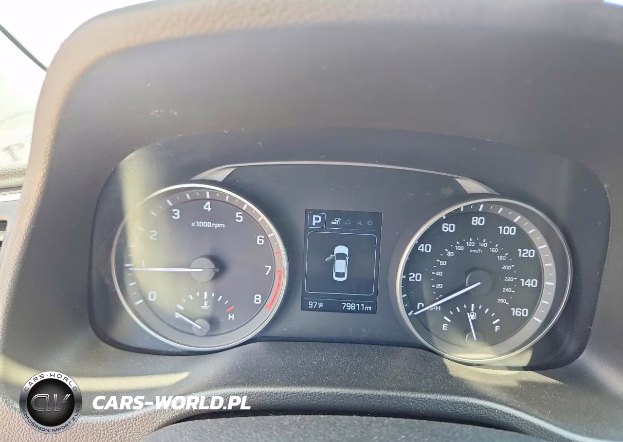 2018 Hyundai Elantra Sel VIN:5NPD84LF2JH300886 - 9