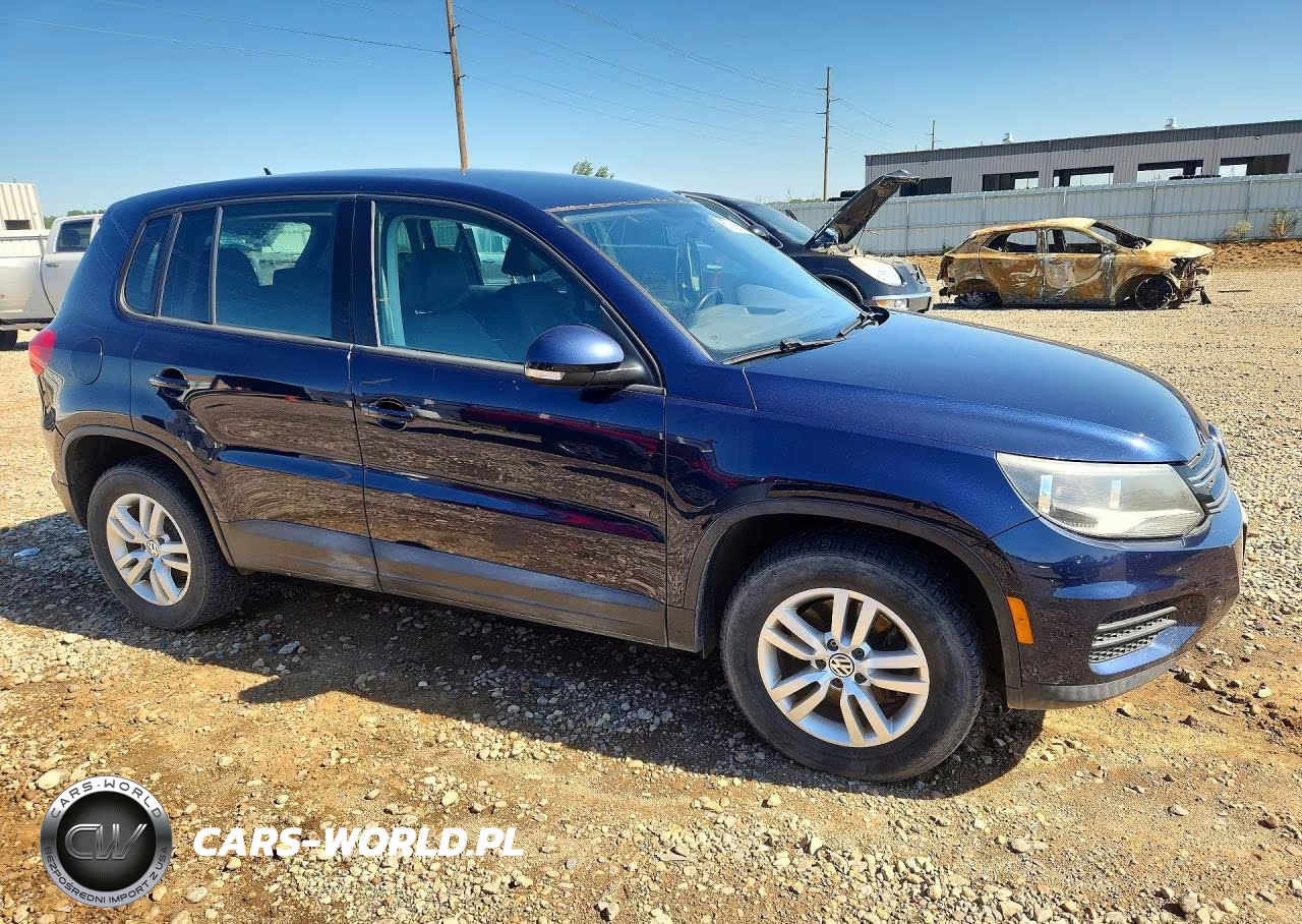 2013 Volkswagen Tiguan S VIN:WVGBV7AX5DW535516 - 4