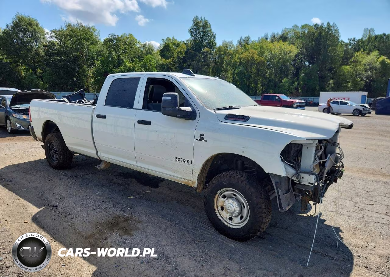 2023 Ram 2500 Tradesman VIN:3C6UR5HL8PG602810 - 4