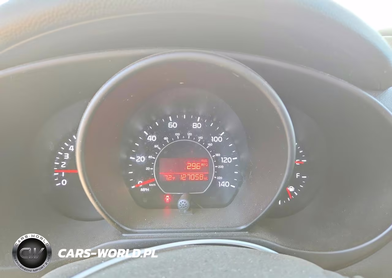 2016 Kia Soul Base VIN:KNDJN2A20G7381089 - 9