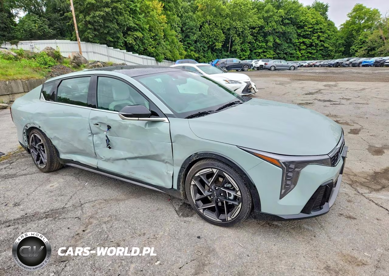 2026 Kia K4 Gt Line VIN:3KPFW4DE5TE310808 - 4