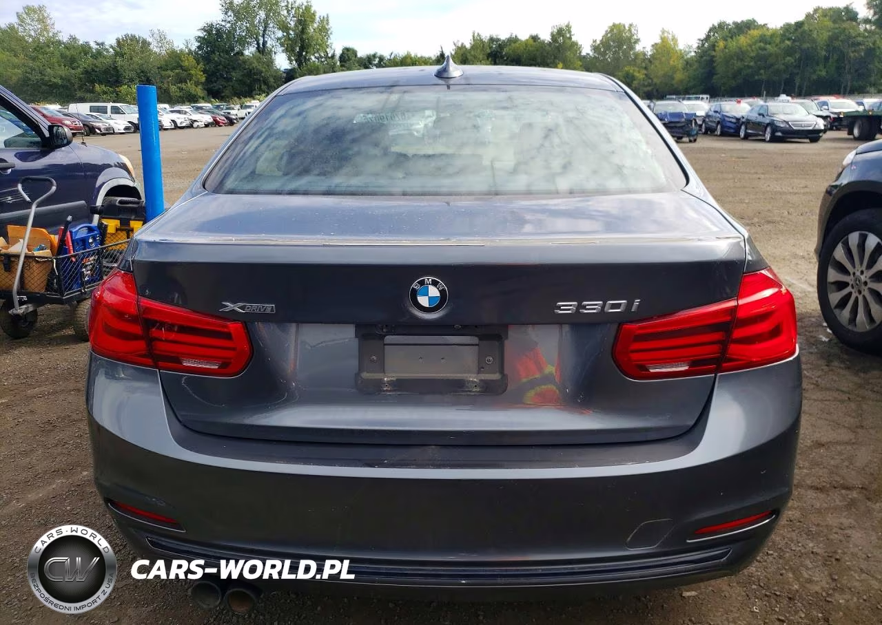 2018 BMW 330 Xi VIN:WBA8D9C55JEM31437 - 6