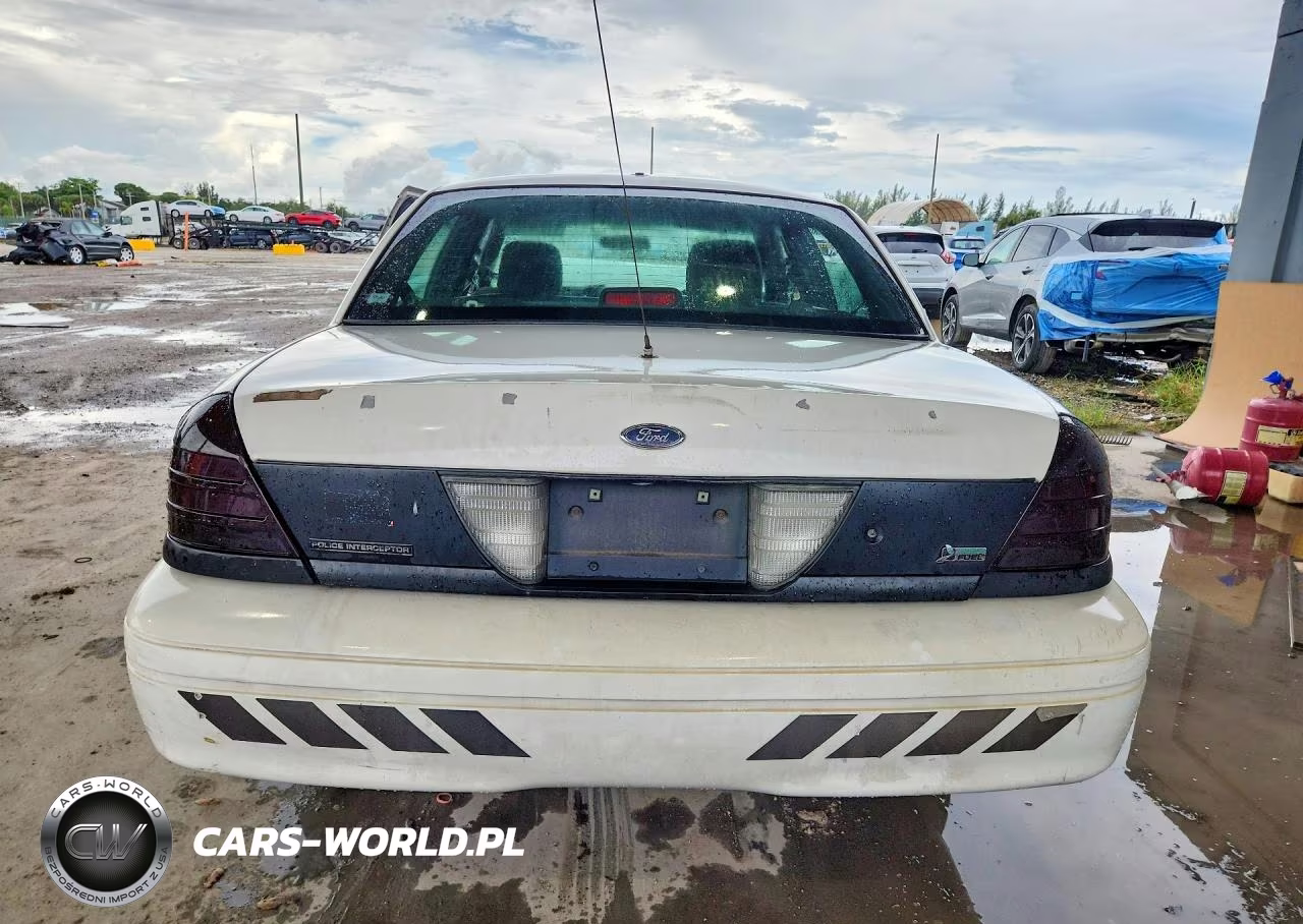 2011 Ford Crown Victoria Police Interceptor VIN:2FABP7BV8BX114442 - 6